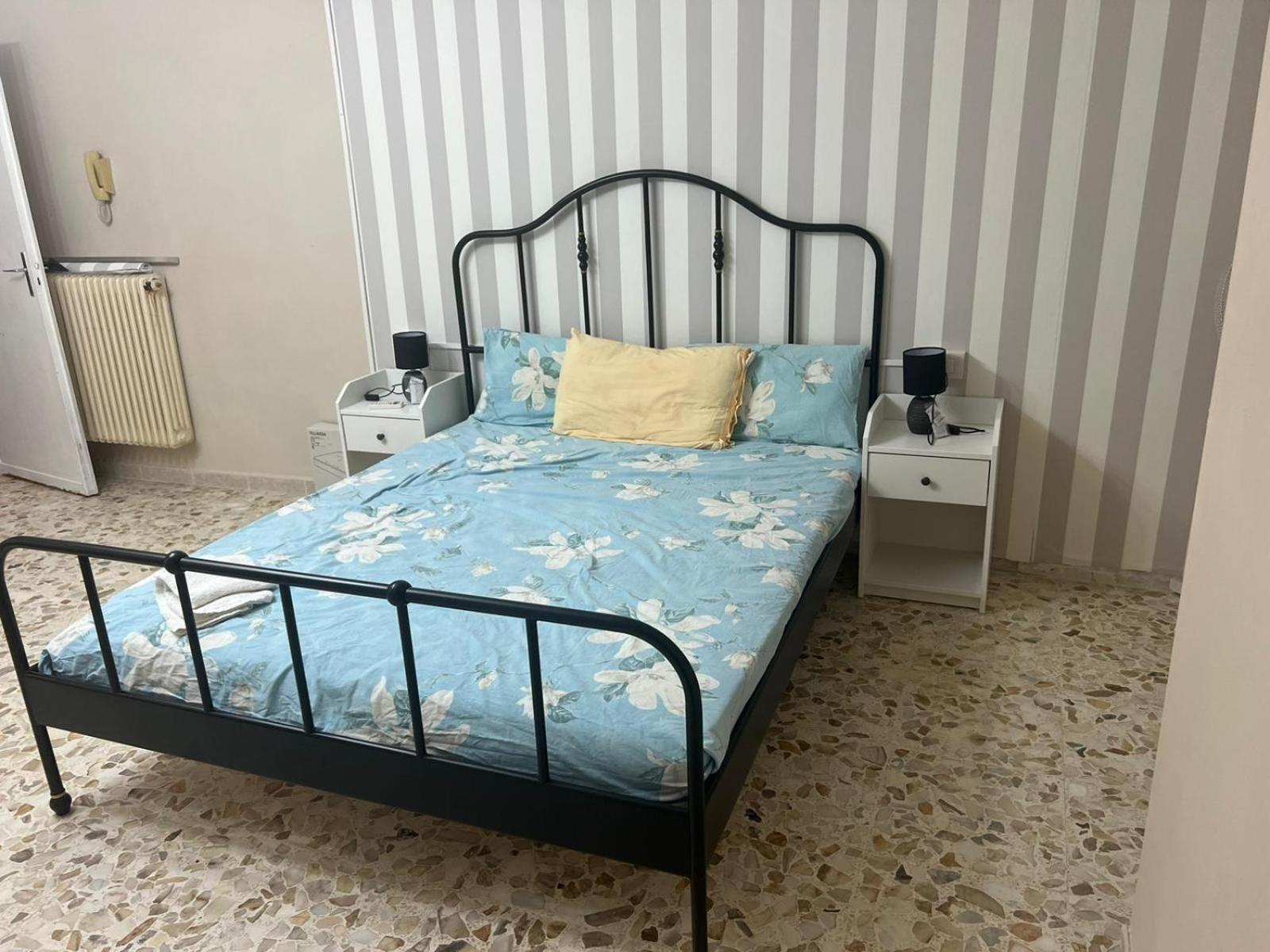 B&B Palazzo Veliero Al Castello Torre Maggiore Exterior photo